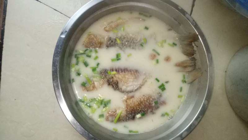 莲藕鲫鱼汤10种鲜美做法，家常滋补首选-图4