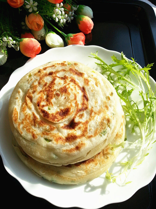 烫面葱花饼绝味做法，酥香多层超好吃-图4