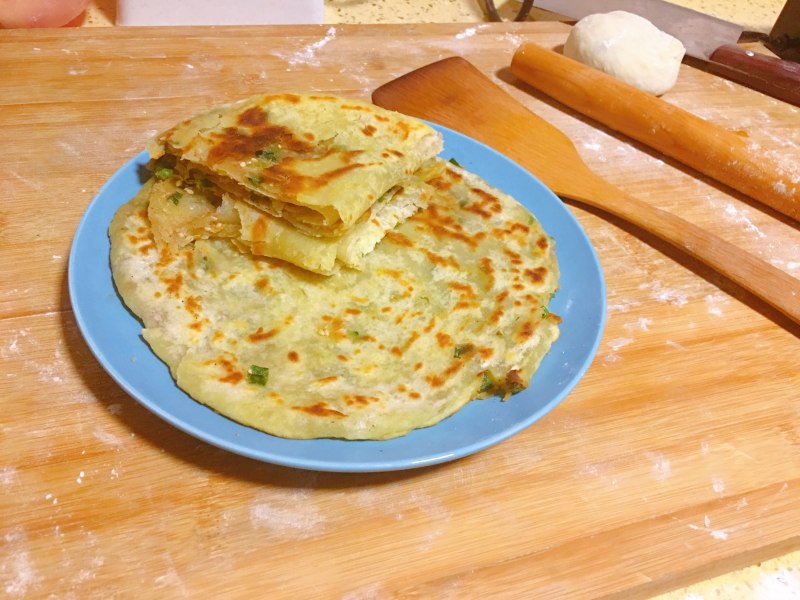 烫面葱花饼绝味做法，酥香多层超好吃-图7