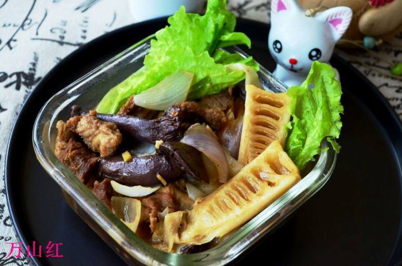 清炒松蘑十种家常美味做法,轻松学做鲜香佳肴-图3 清炒松蘑十种家常美味做法,轻松学做鲜香佳肴-图3