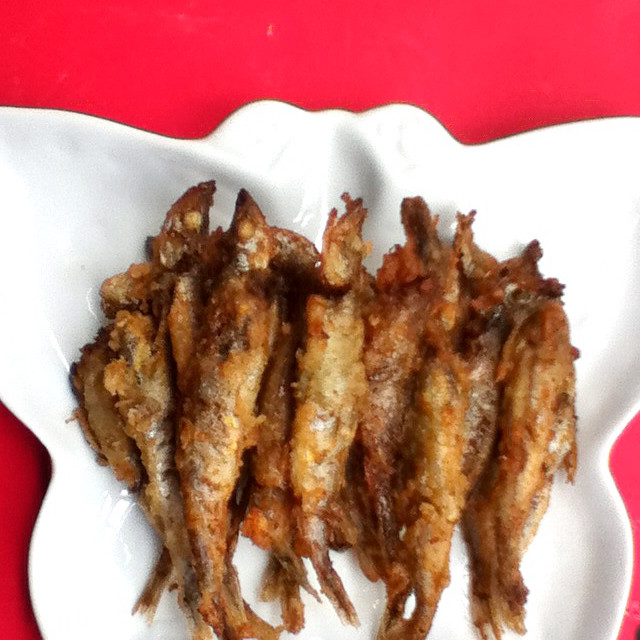 十种家常炸多春鱼做法，外酥里嫩鲜香诱人-图9