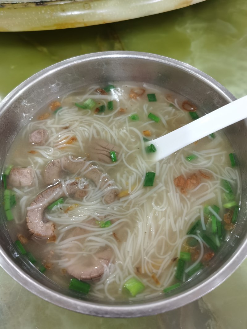 白蛋线面美味做法：配料与烹饪技巧全解析-图2