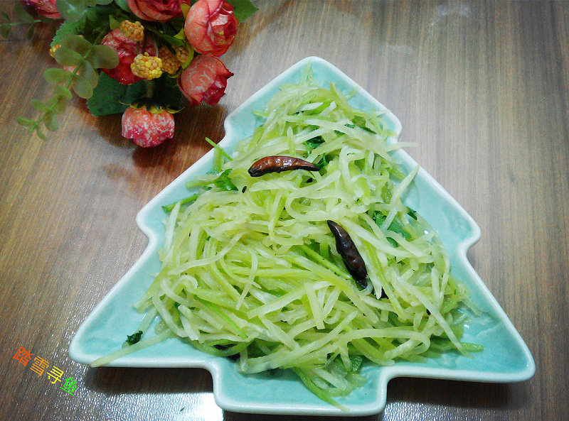 莴笋拌鸡丝：这样做最爽口开胃-图7