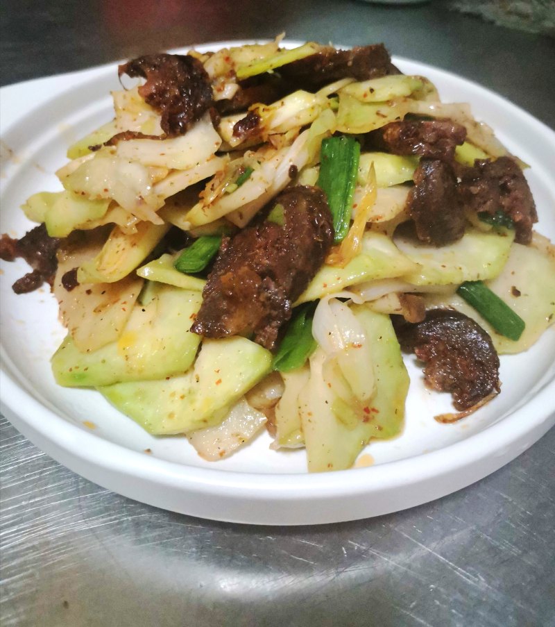 香肠炒儿菜绝招，鲜香脆嫩超下饭-图2