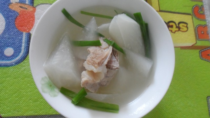 大骨萝卜汤正宗做法，鲜美秘诀全公开-图3