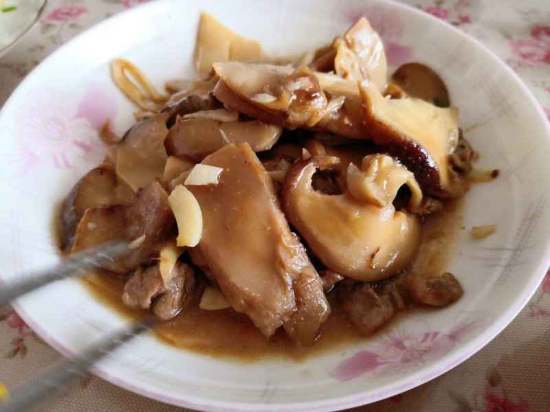 松茸牛肉酱十大经典做法，鲜香美味一学就会-图3