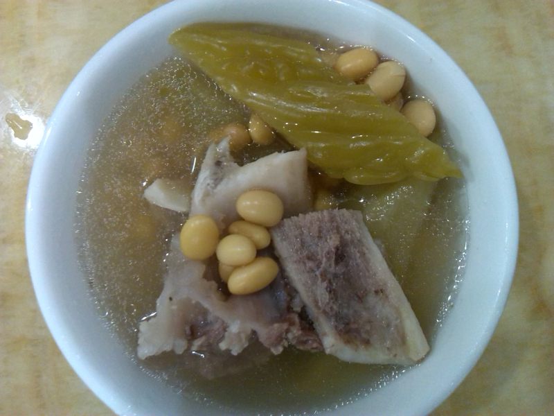 苦瓜鱼片汤10种美味做法，鲜香开胃一学就会-图2