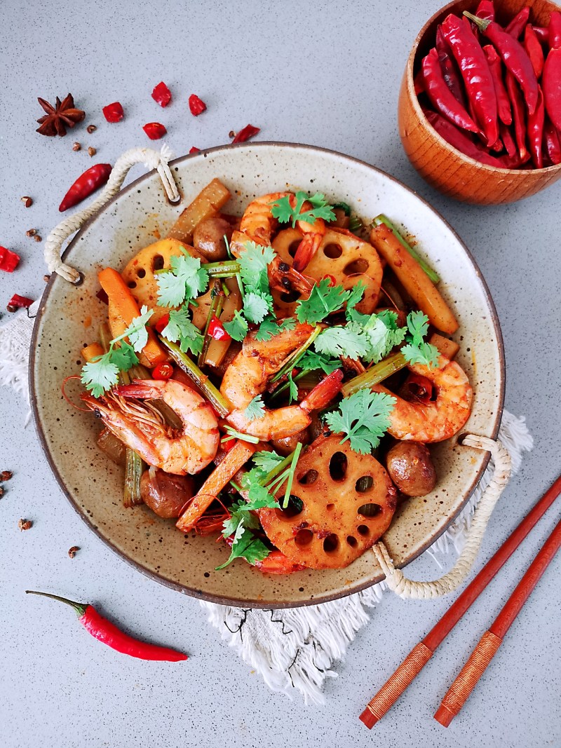 麻辣海鲜锅做法大全：配料与步骤详解
