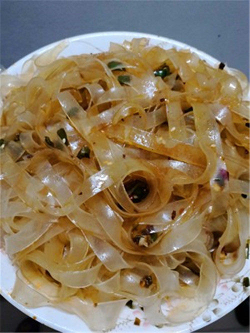 芹菜拌粉皮十种绝味做法，尝鲜必备！-图2