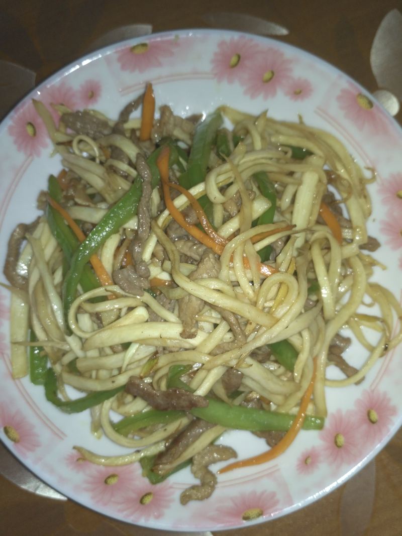 茭白牛肉丁十种美味做法，家常菜轻松升级-图3