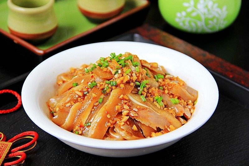 十种麻辣猪耳朵做法，香辣过瘾超下饭！-图3