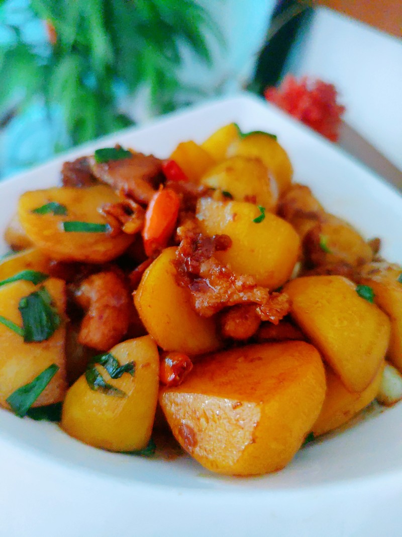 红烧土豆条家常做法，这样做最香软入味-图2