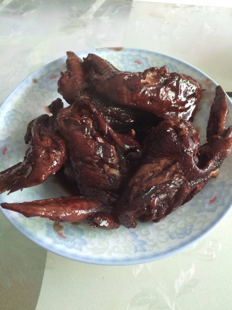 红酒煨鸡翅家常做法：软嫩多汁的秘诀-图6