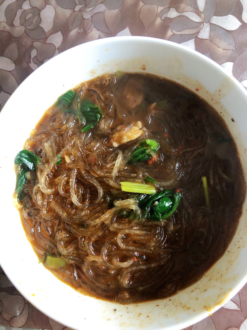 酸辣鸡丝十种美味做法，轻松做出饭店级口感-图3