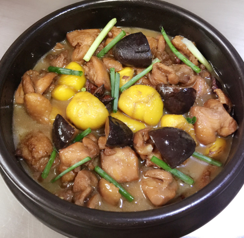 板栗煲鸡的十种绝味做法，鲜香软糯超下饭！-图3