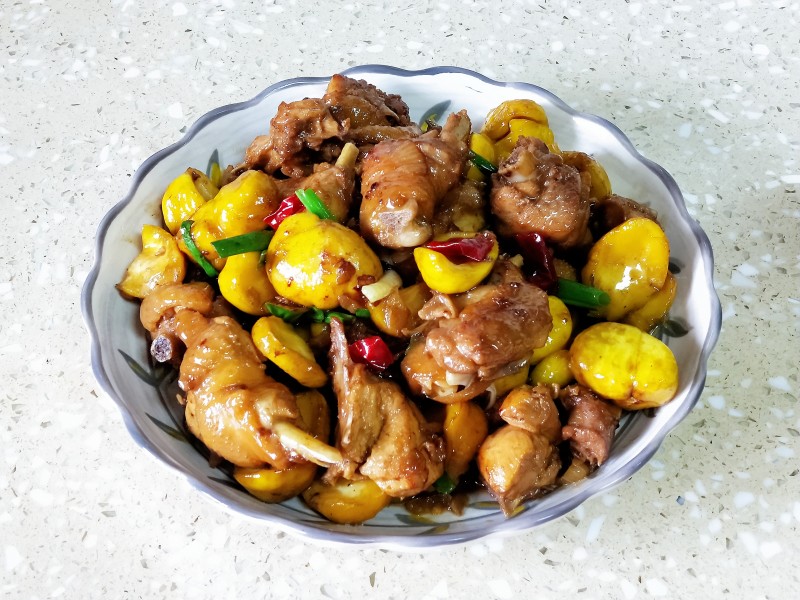 板栗煲鸡的十种绝味做法，鲜香软糯超下饭！-图10