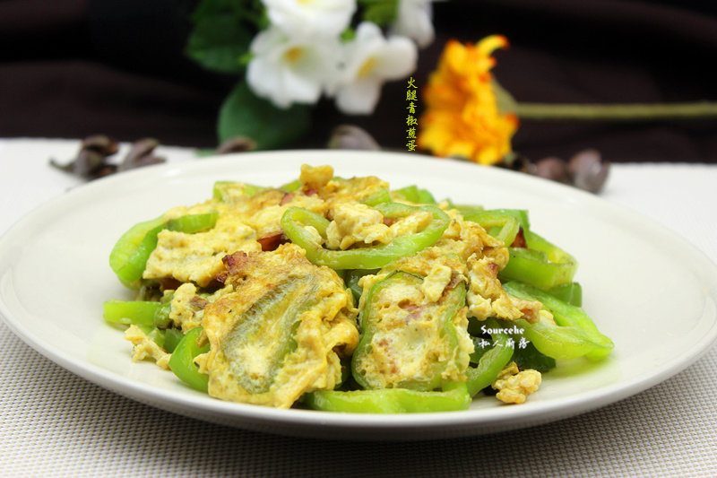 家常火腿煎蛋做法，轻松学会美味早餐-图4