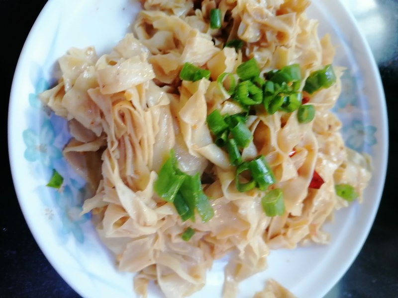 肉皮炒黑豆10种美味做法，家常下饭超简单-图6