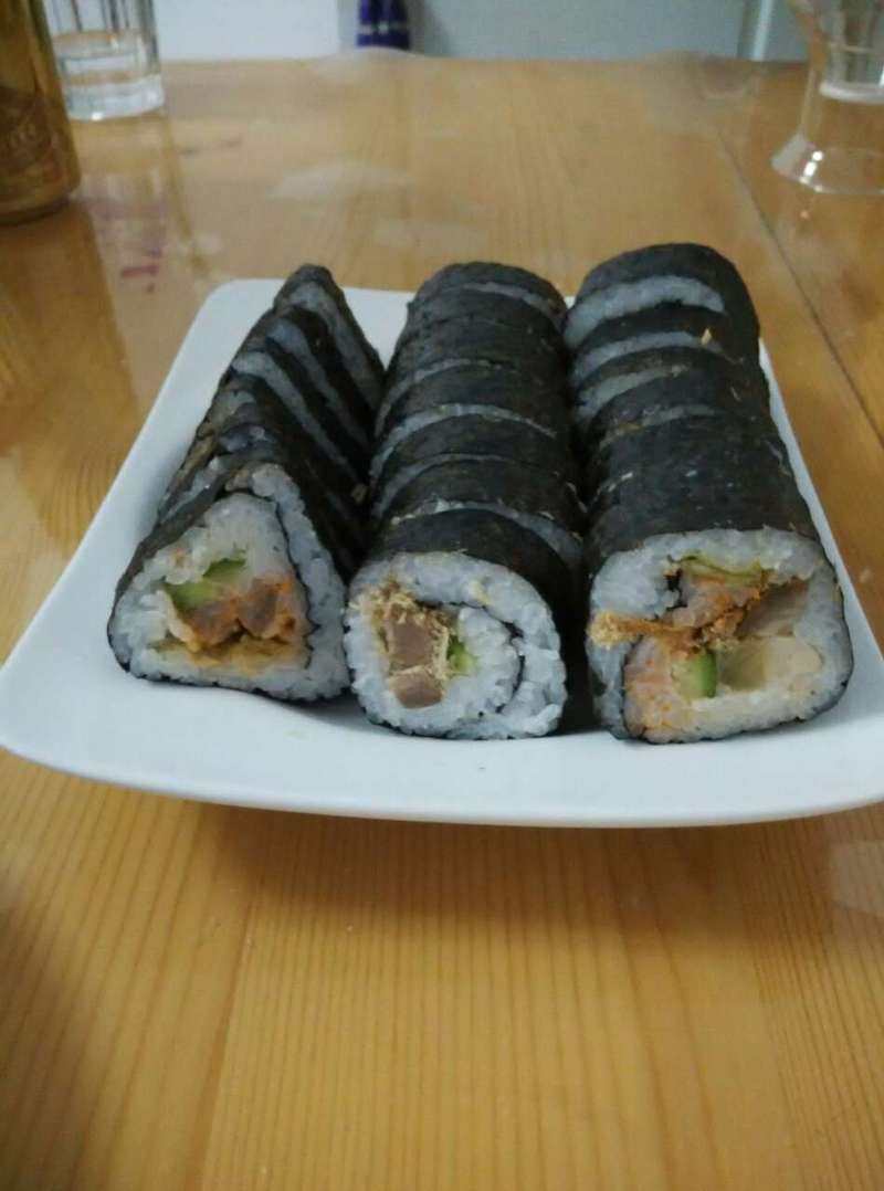 家庭寿司制作秘诀：轻松做出美味寿司-图8