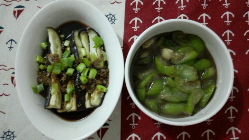 蒜泥拌茄子十种家常做法，美味又简单-图2