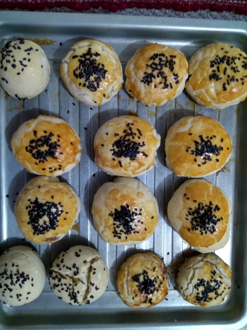 豆沙酥球：酥脆香甜，一口一个的绝妙点心-图2