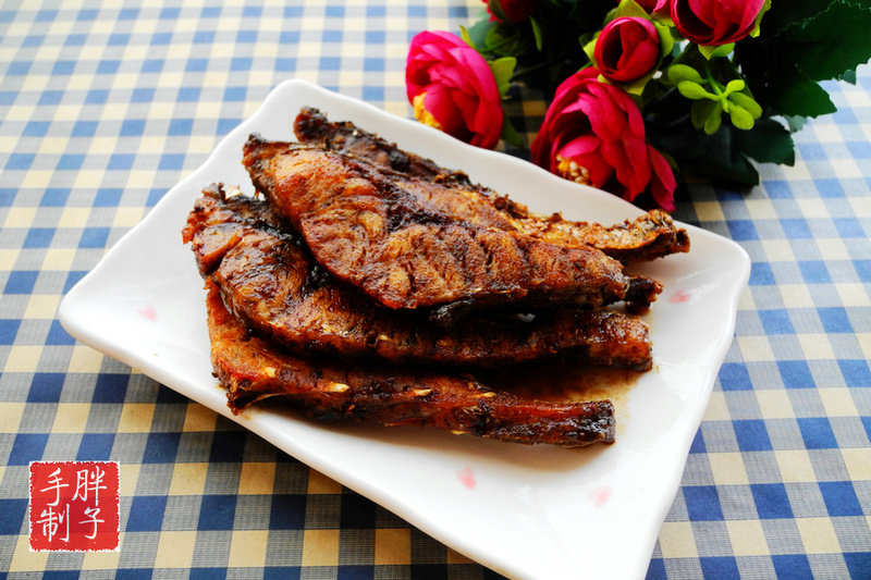 熏烤鱼尾正宗做法：传统风味完美复刻指南-图5