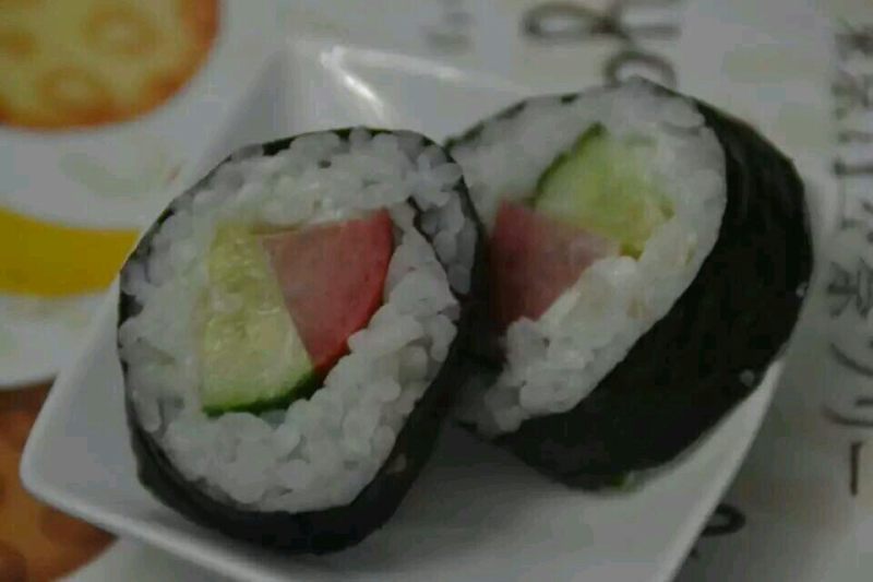 海苔寿司卷做法大全：配料与步骤详解-图3