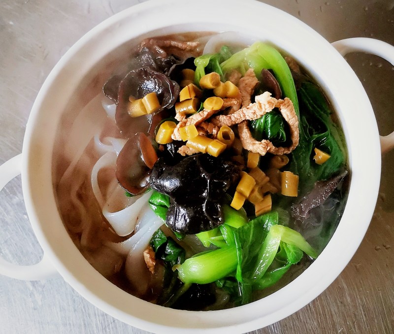 三鲜粉丝的家常做法，简单几步轻松搞定！-图1