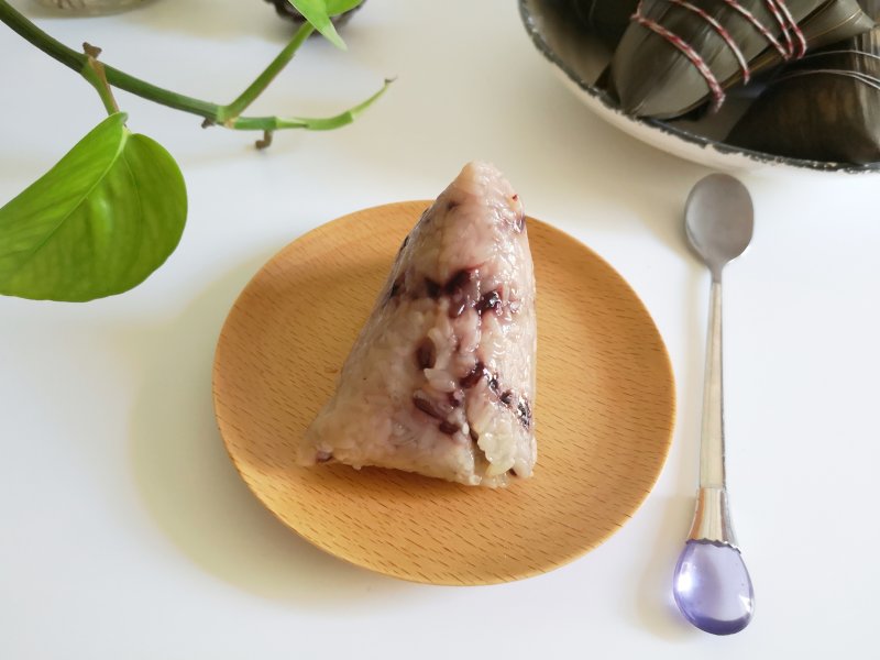 黑米粽子制作方法：传统美味轻松学-图7