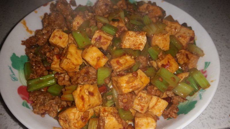 老干妈烧鸡：香辣家常做法与配料全解析-图5