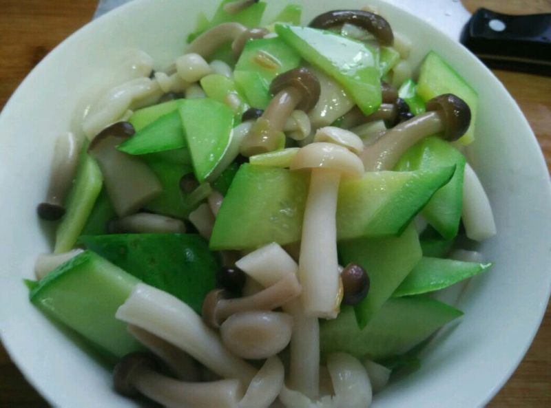 草菇炒黄瓜10种家常做法，鲜香下饭一学就会-图4