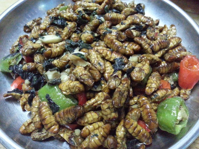 椒盐蚕蛹做法大全：香酥下酒，家常美味轻松学-图7