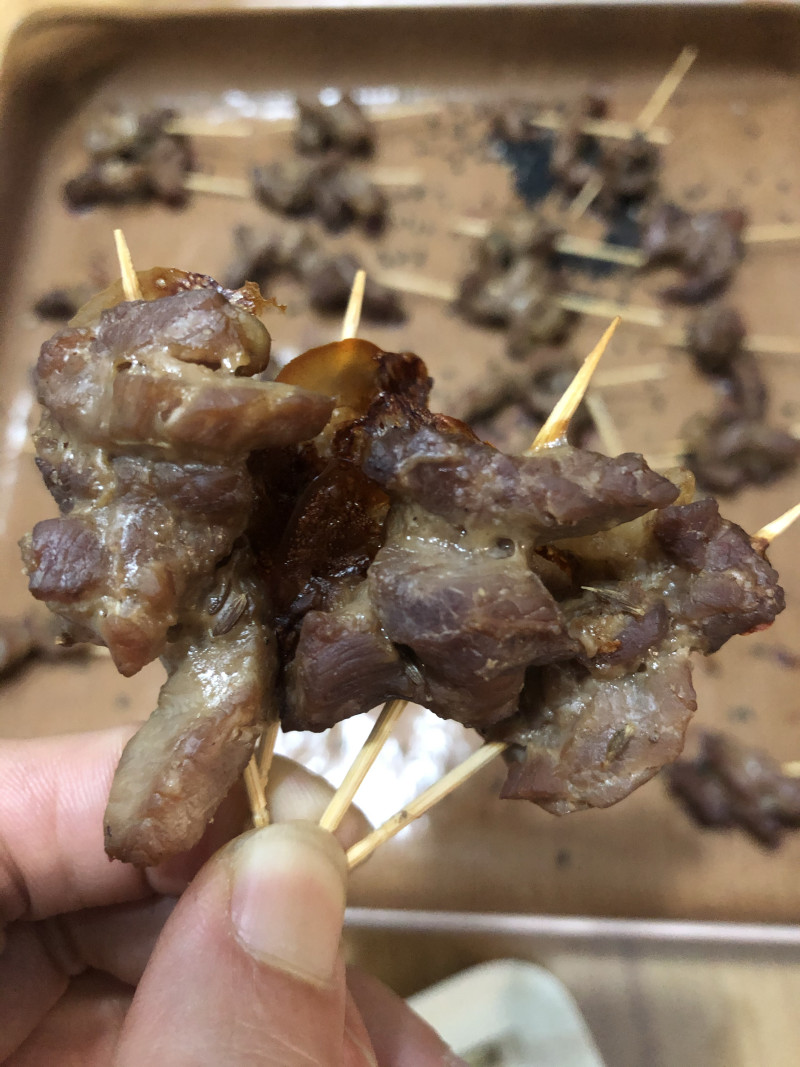 钢签牛肉制作全攻略，美味秘诀一网打尽！-图3
