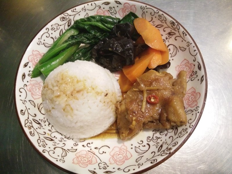 烤鸡排饭美味秘诀：三步做出餐厅级口感-图6