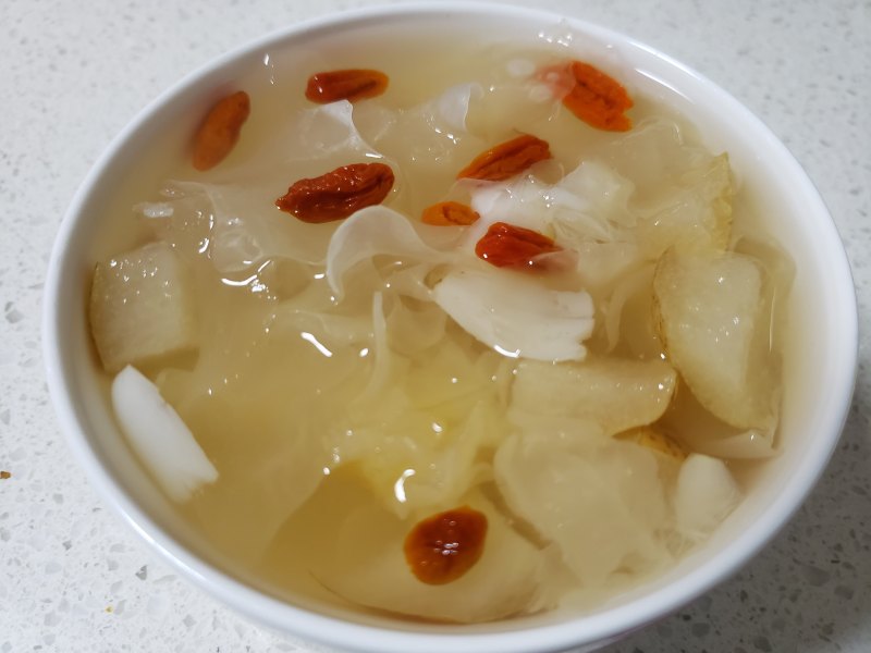 百合银耳汤十种家常做法，滋补养颜轻松学-图3