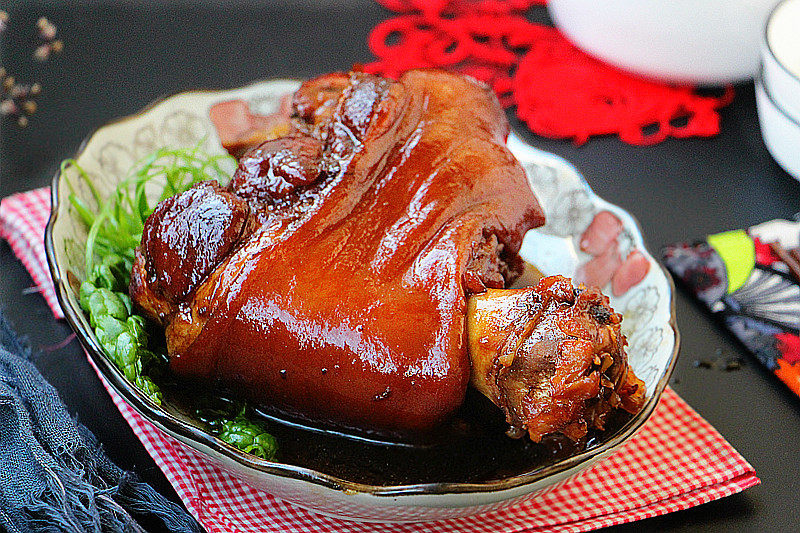 红烧招财家常做法，美味又吉祥的餐桌必备