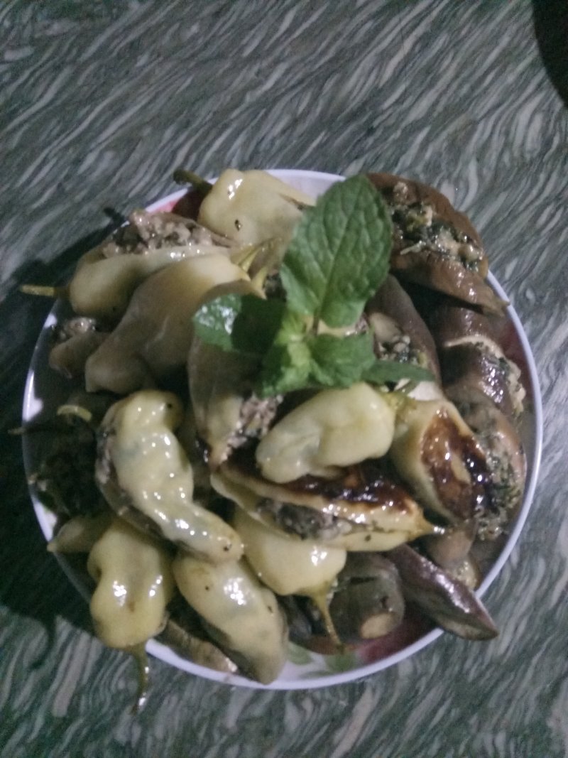 十种辣椒拌茄子做法，好吃到停不下来-图3