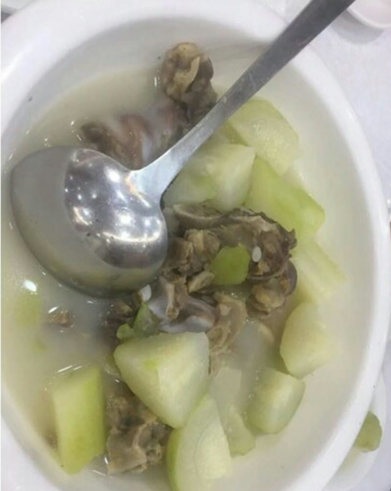 猪骨冬瓜汤的正确做法与步骤详解-图5