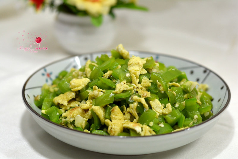 尖椒炒鸡蛋做法大全：配料与步骤详解-图2