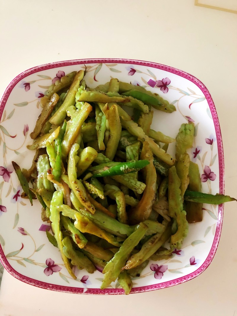 青椒炒南瓜十种美味做法，家常菜轻松升级-图1