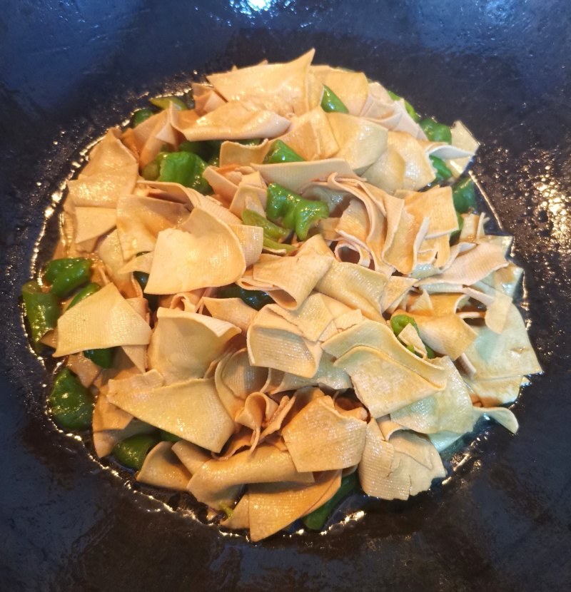 十种家常青菜炒豆皮做法，美味又下饭-图6