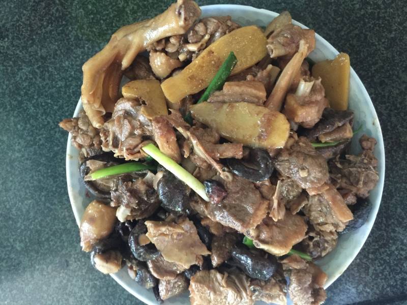 香菇烧鸭肉十种家常美味做法