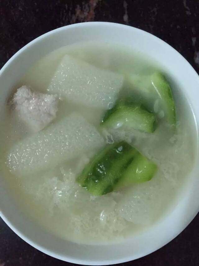 丝瓜瘦肉汤十大做法，十种美味新体验
