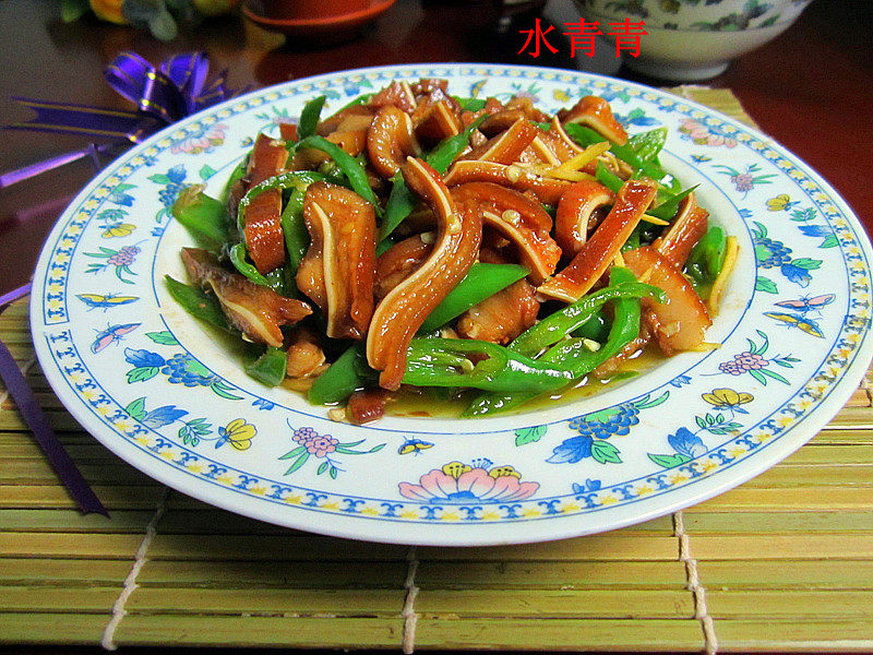 十种炒猪耳卷饼做法，美味升级轻松学