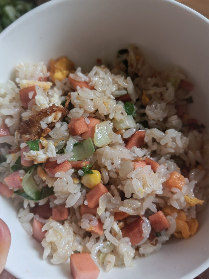 美味蛋炒饭做法全攻略：配料与步骤详解