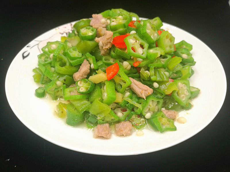 鸡肉炒秋葵做法大全，美味食谱一网打尽
