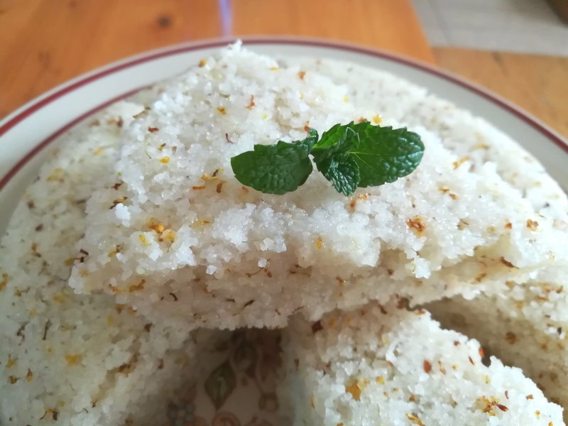 桂花凉糕制作全攻略：手把手教你做地道甜品