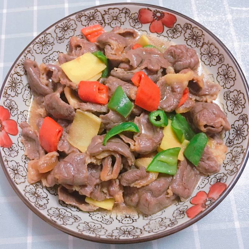 爆香牛肉极致做法，鲜嫩多汁秘诀公开