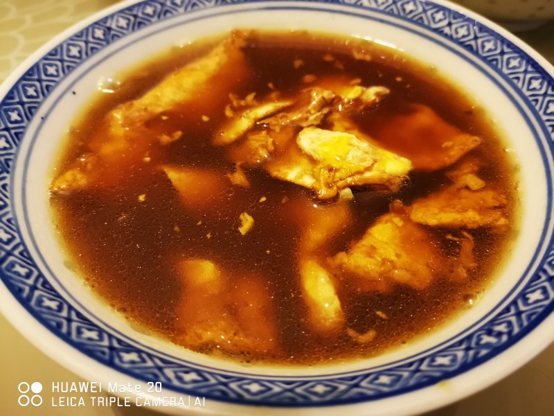 蛋黄鸡翅的绝妙做法，鲜嫩多汁超好吃