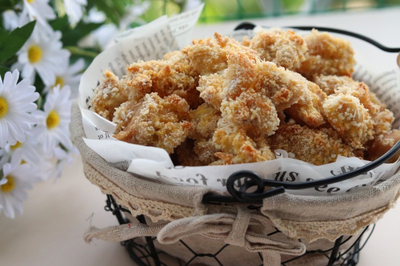 烤鸡米花做法大全：香酥美味，轻松在家做！